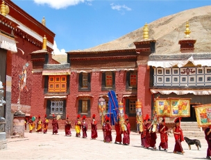 Trọng trách chính trị của Truyền thừa Sakya tại Tây Tạng vào thế kỷ 13